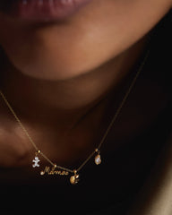 PDPAOLA Charm privjesak Glow - na modelu