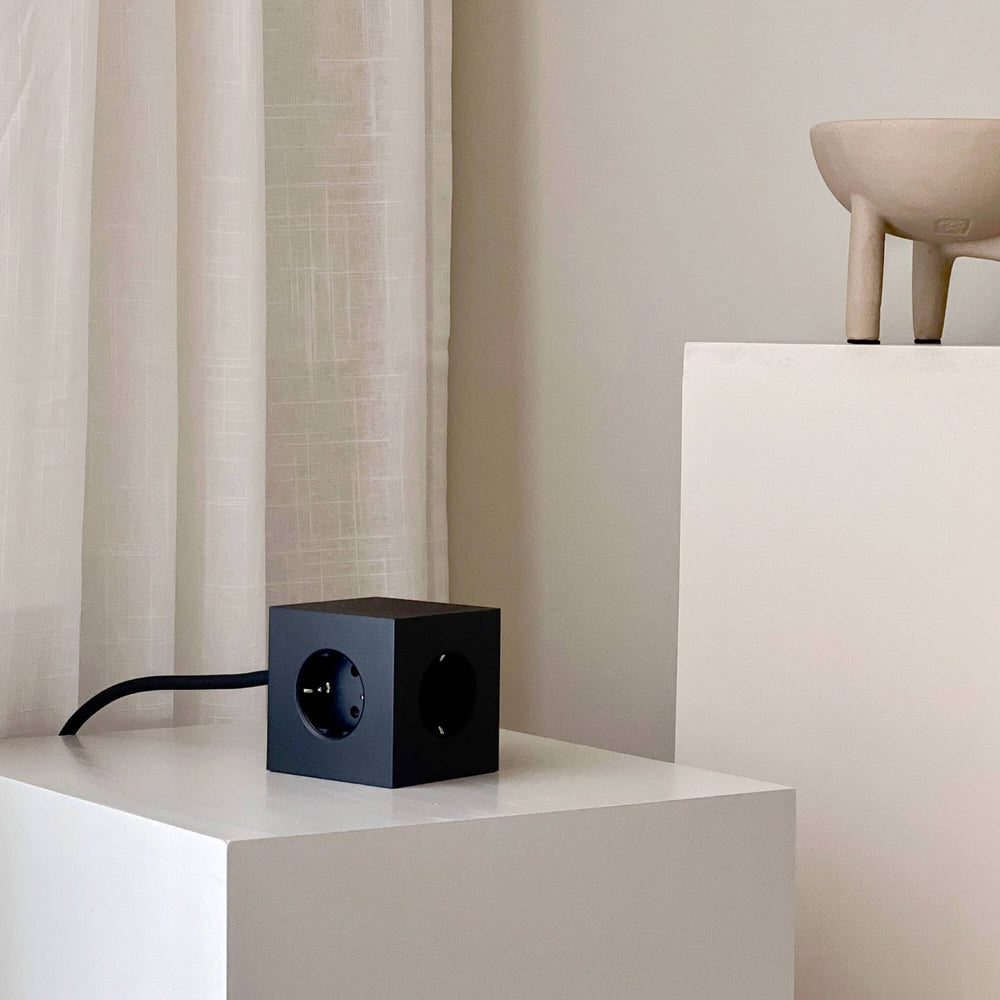 Avolt Square 1 Stockholm Black USB-C - 1,8 m | SHARENO