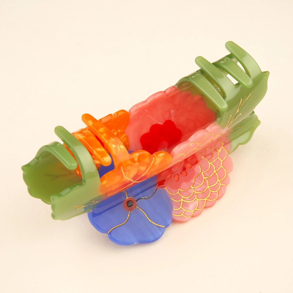 Kopča za kosu Flower Bouquet - stil na modelu