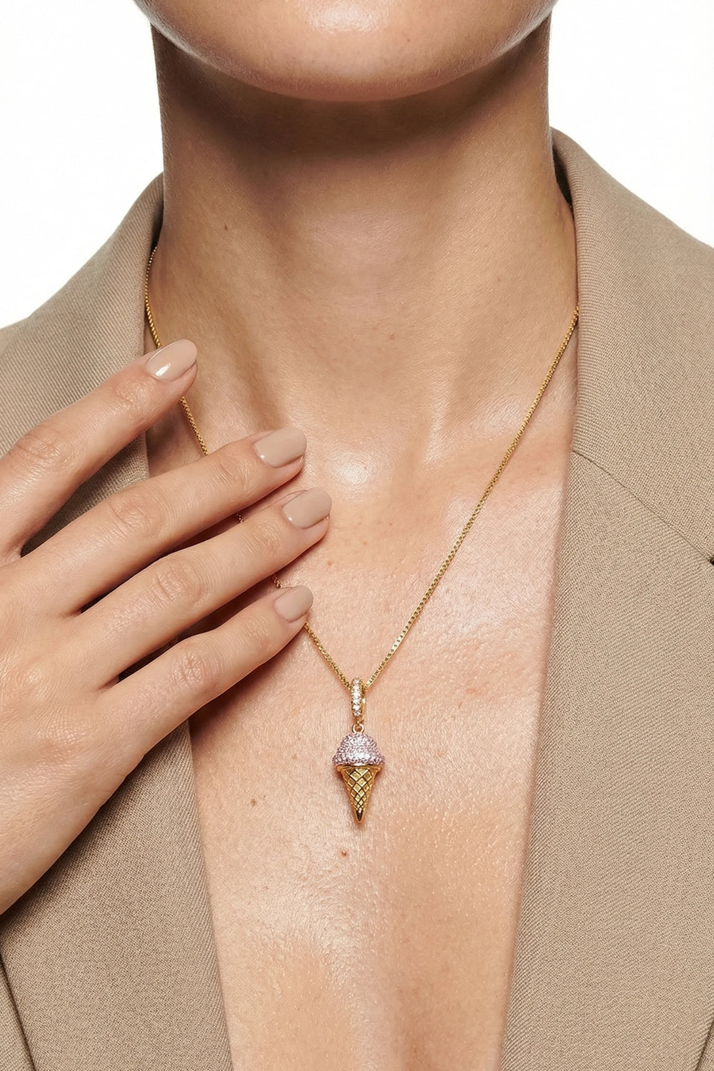 Crystal Haze Privjesak Scoop in business look