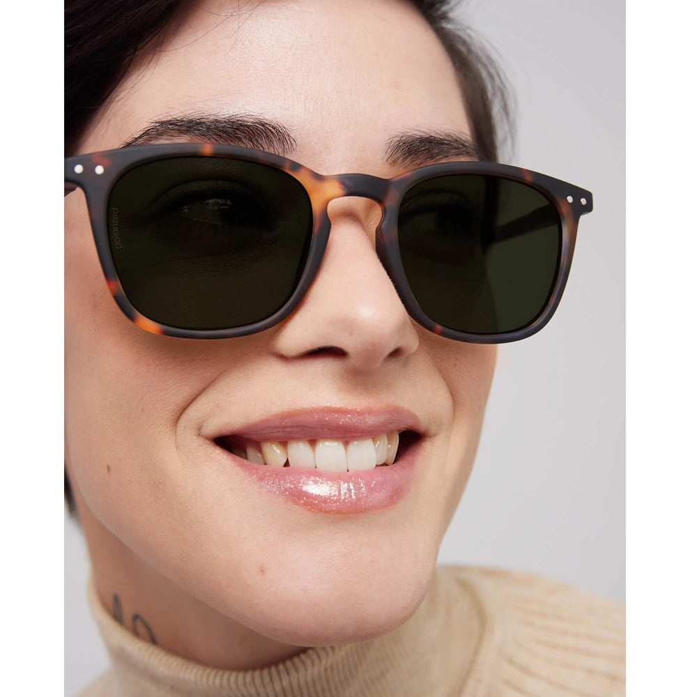 SUN #E Tortoise Polarized brenda IZIPIZI